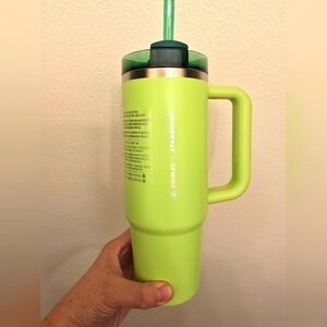NWT 2025 LATAM Starbucks Stanley Collab, Quencher Tumbler, 30 Oz